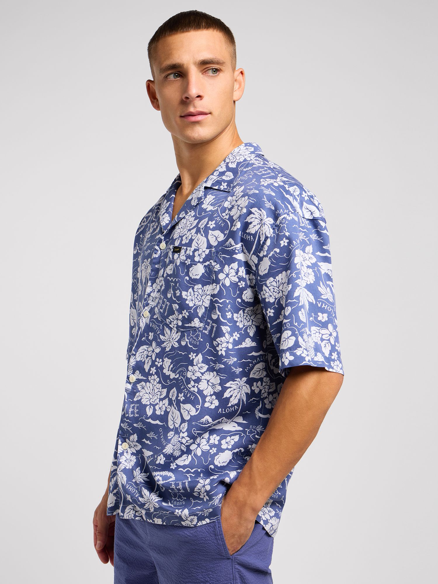 Lee Loose Fit Resort Style Shirt, Blue/White, S