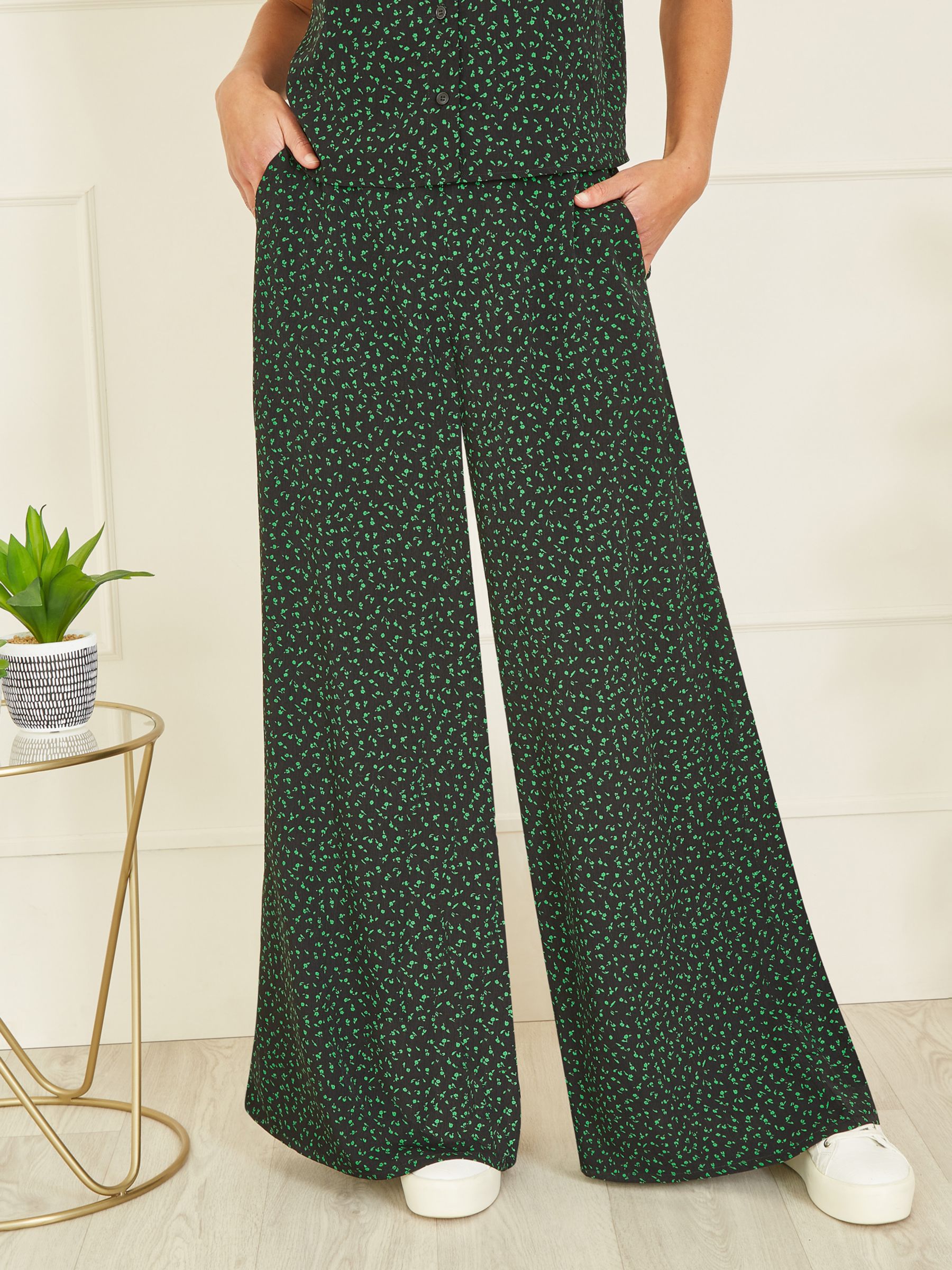 Yumi Ditsy Print Wide Leg Trousers, Black/Green, 8