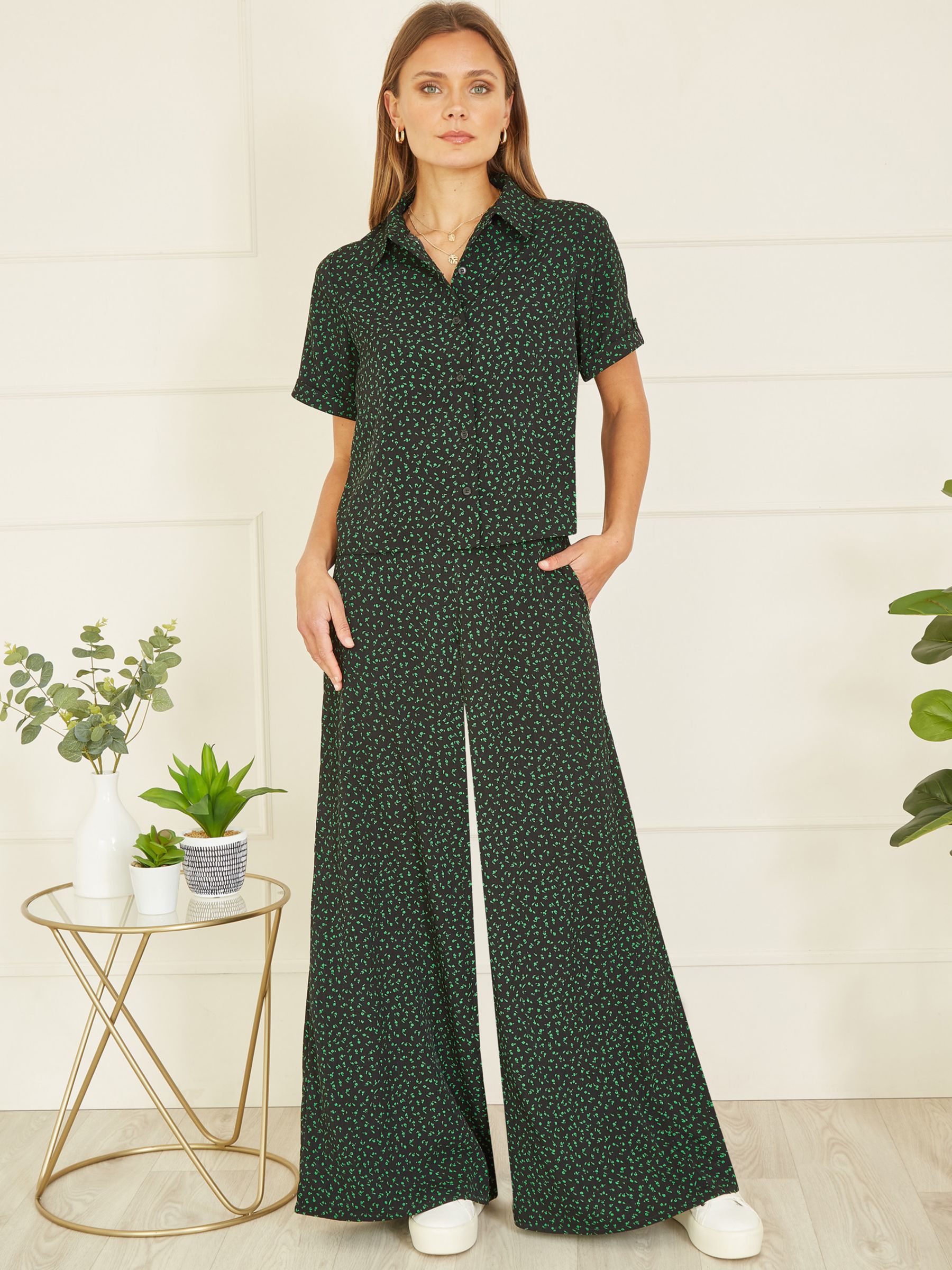 Yumi Ditsy Print Wide Leg Trousers, Black/Green, 8
