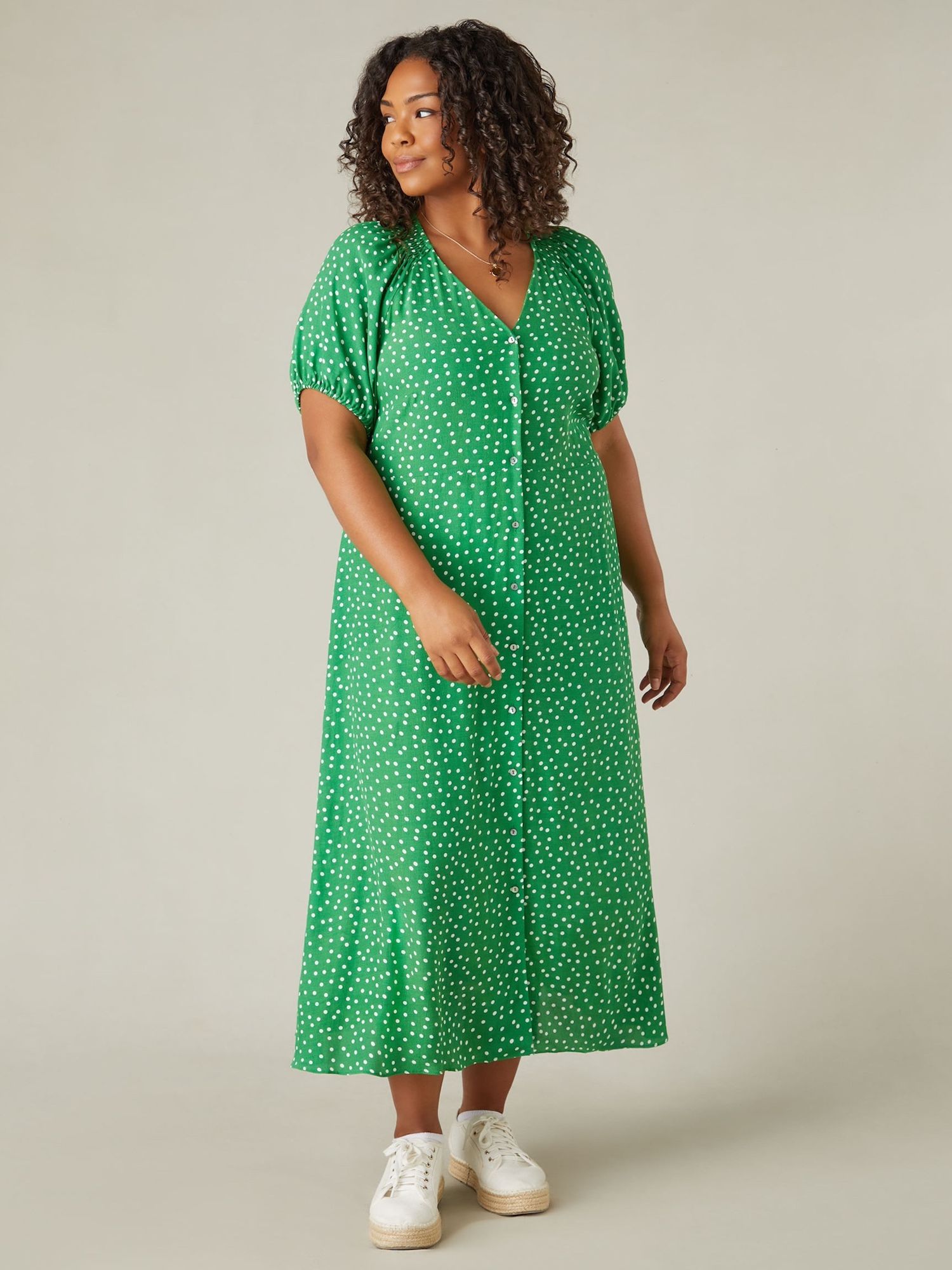 Live Unlimited Curve Spot Print Shirred Shoulder Midi Dress, Green, 22