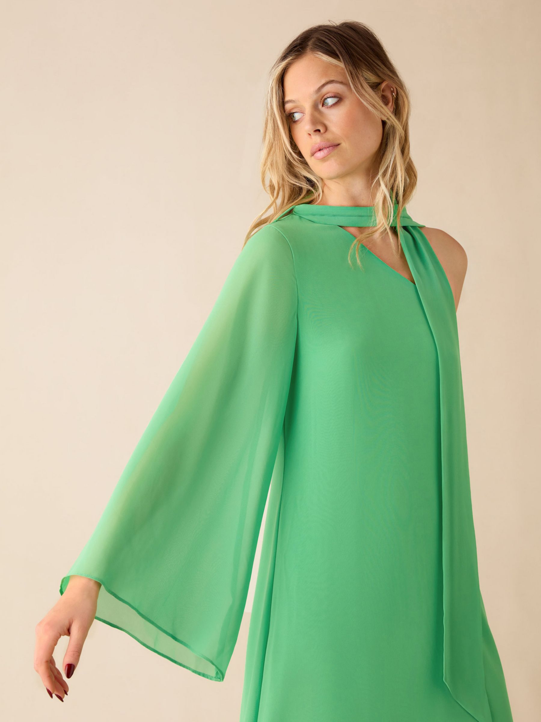 Ro&Zo Oona Chiffon One Shoulder Maxi Dress, Green, 6