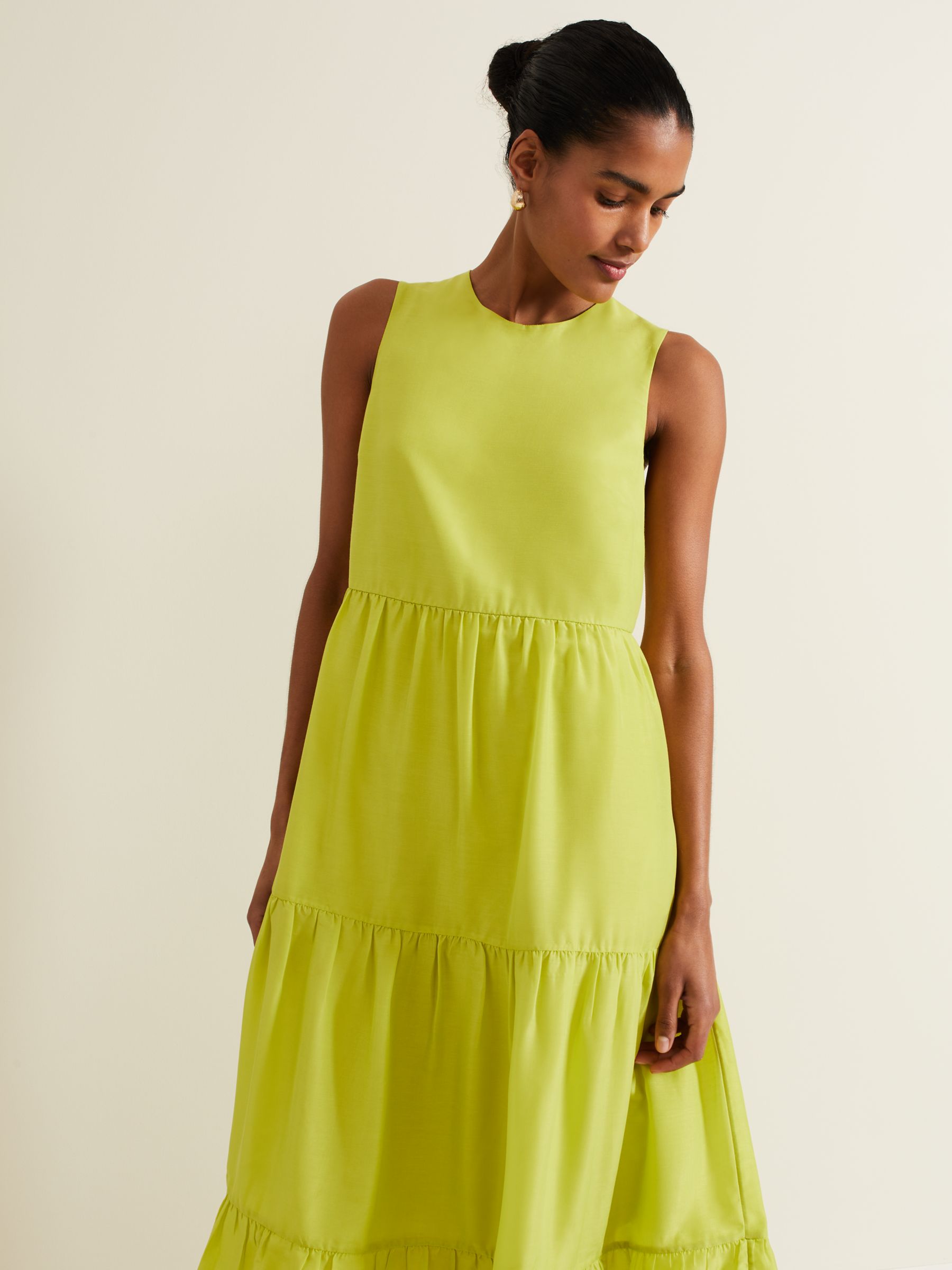 Phase Eight Sara Tiered Maxi Dress, Lime, 6