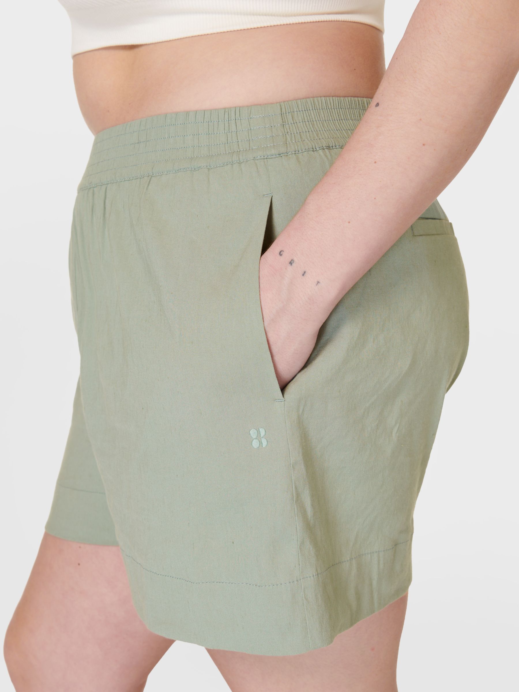 Sweaty Betty Summer Stretch Linen Blend Shorts, Savannah Green, XXS