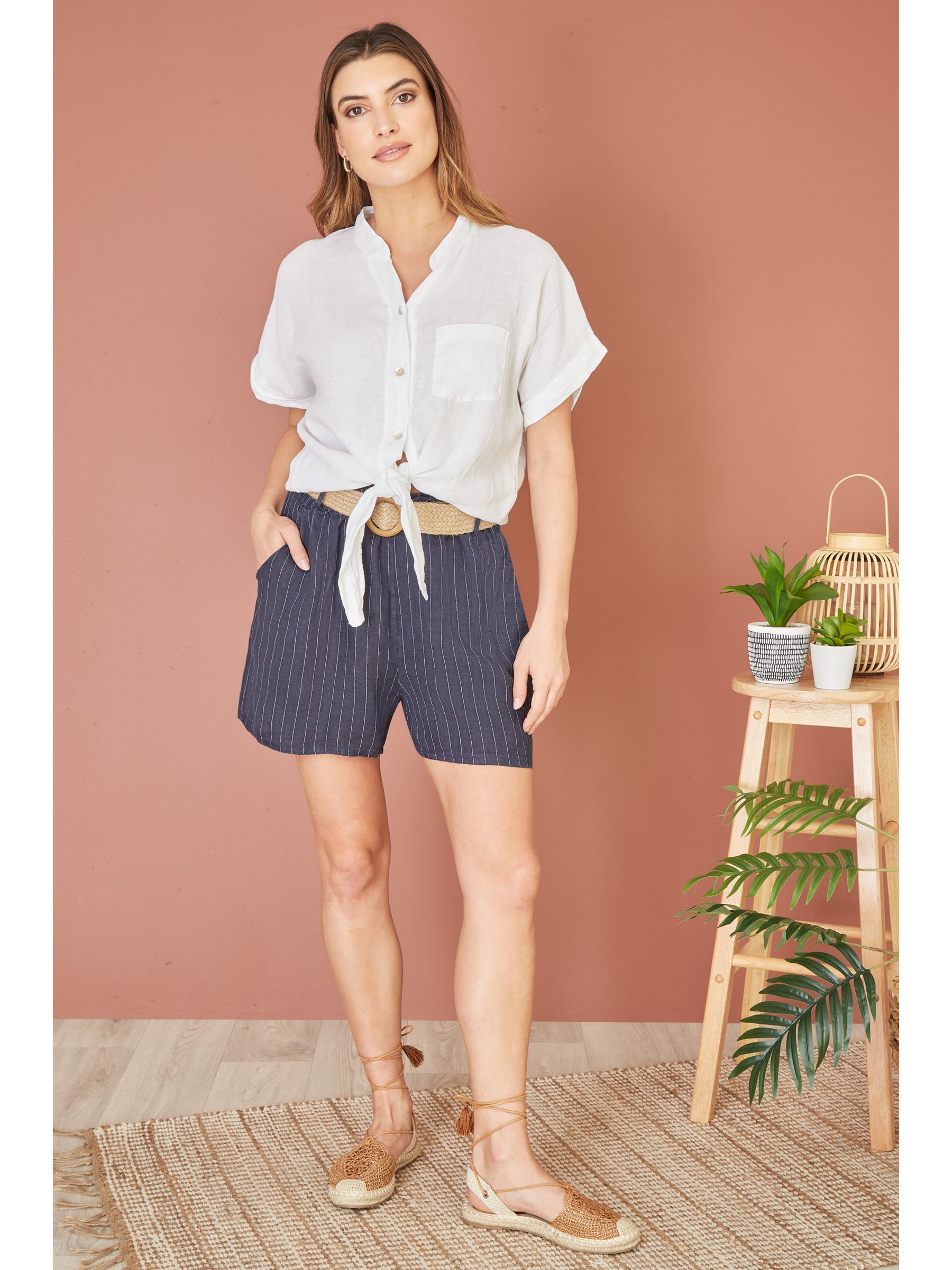 Yumi Stripe Italian Linen Shorts, Navy, S