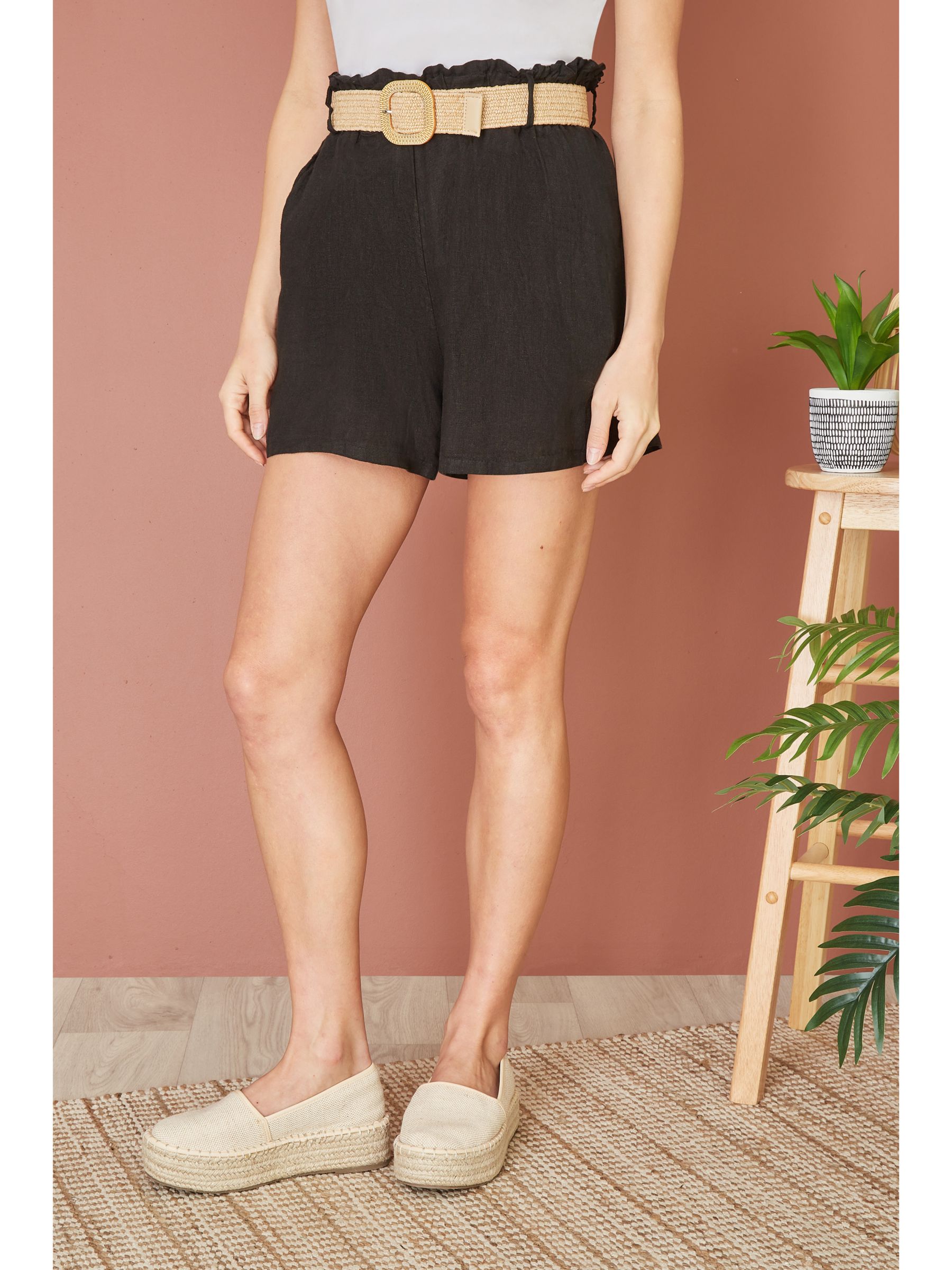 Yumi Linen Shorts, Black, S