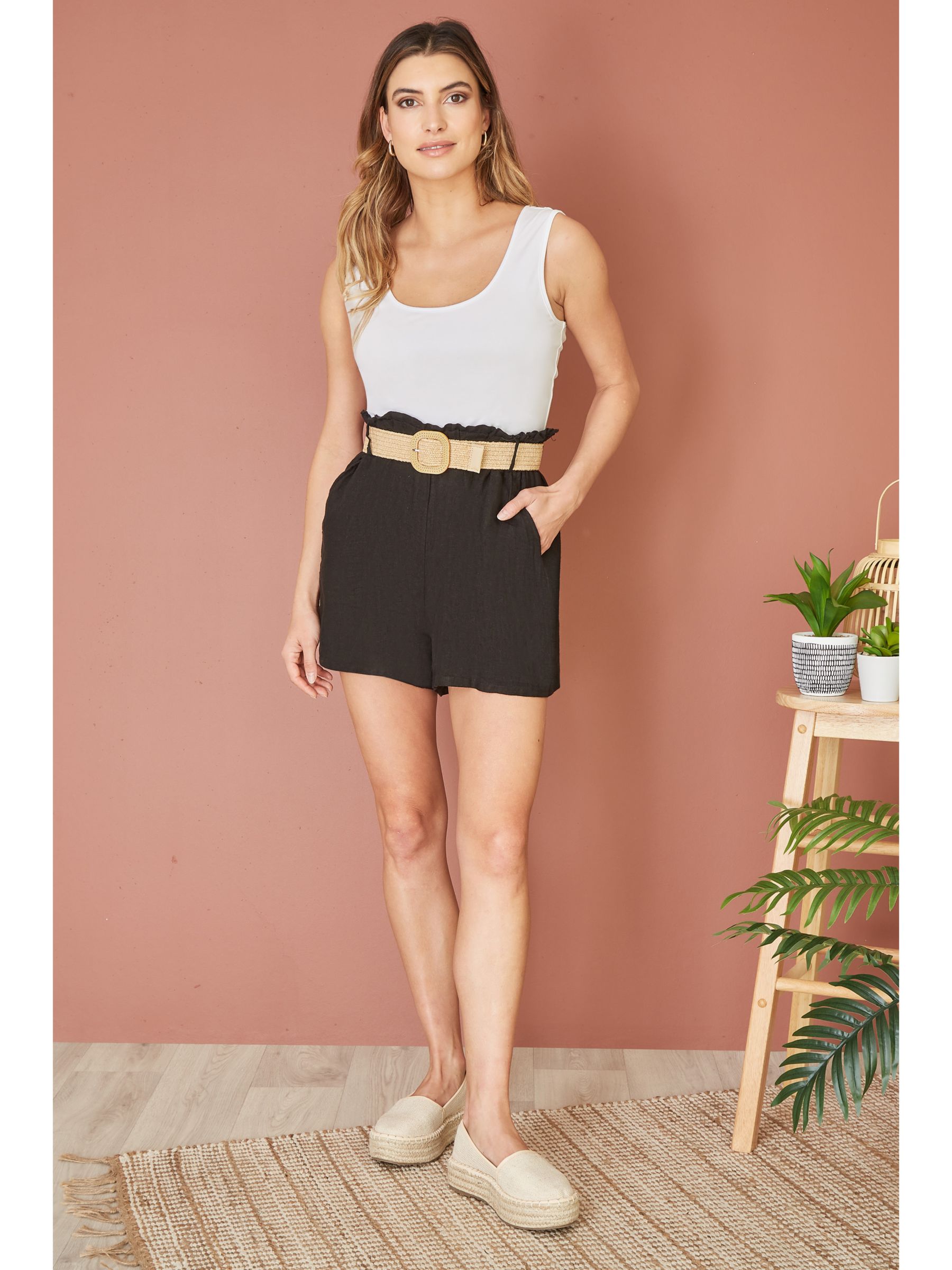 Yumi Linen Shorts, Black, S