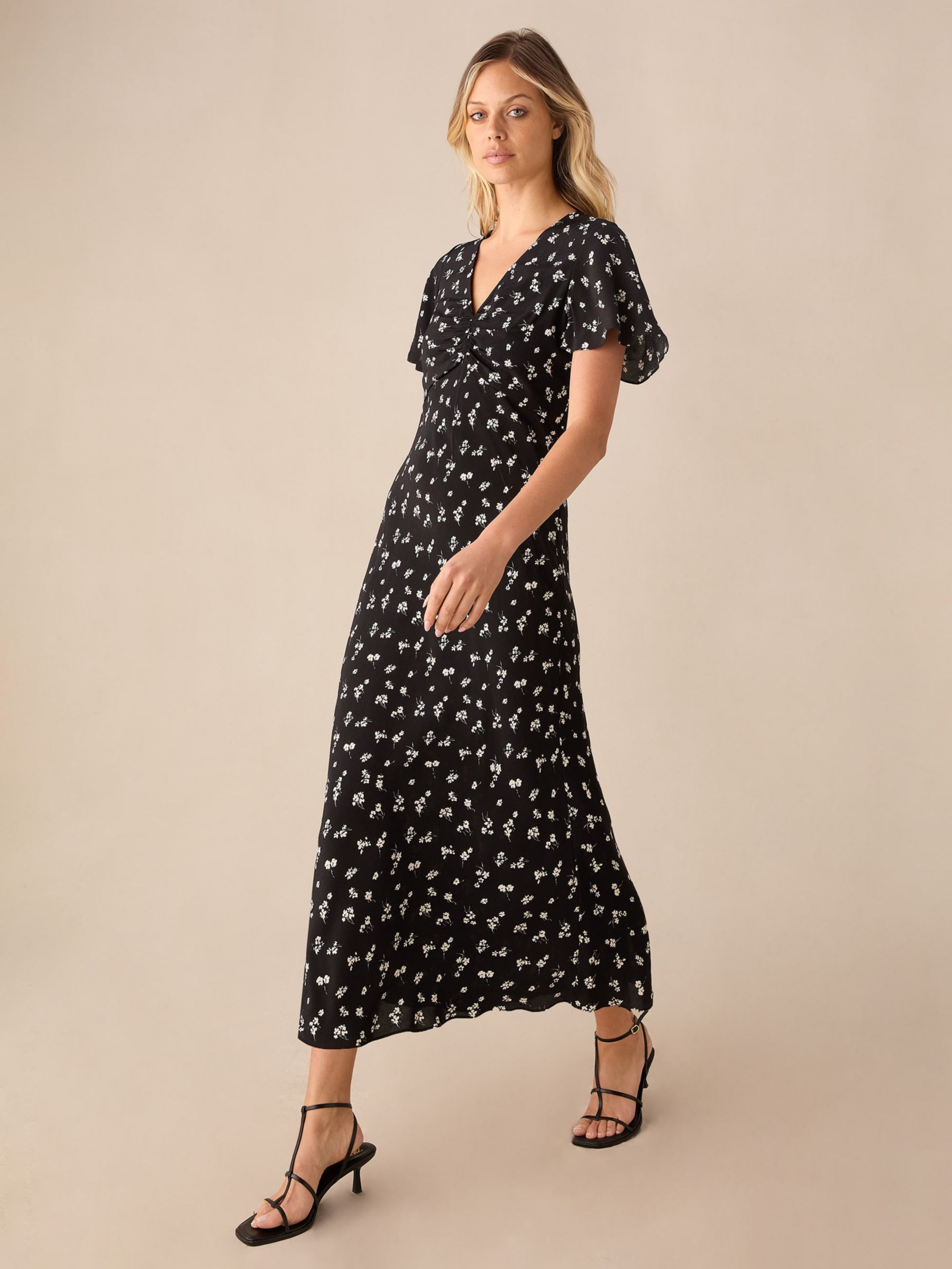 Ro&Zo Ditsy Floral Print Maxi Dress, Black/White