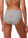 Triumph Amourette 300 Maxi Lace Briefs, Silent Grey