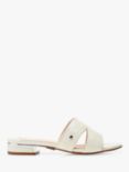 Moda in Pelle Murah Patent Mocc Croc Sandals, Off White