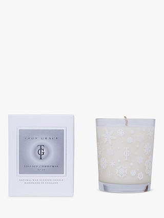 True Grace Village Christmas Classic Scented Candle, 450g