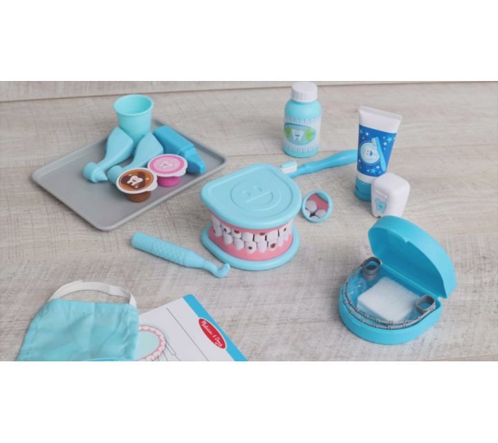 Melissa & Doug Super Smile Dentist Kit Play Set