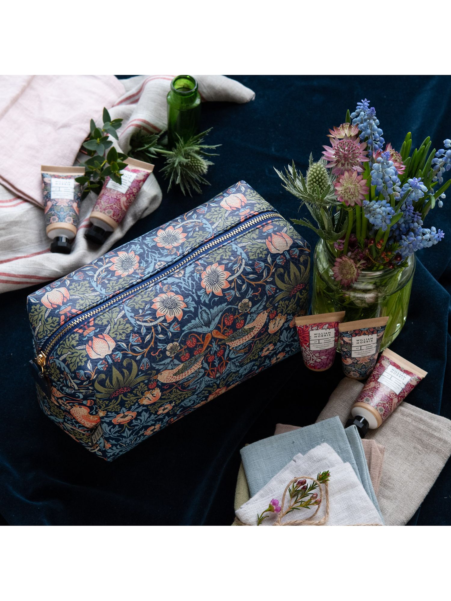 William Morris At Home Strawberry Thief Large Wash Bag