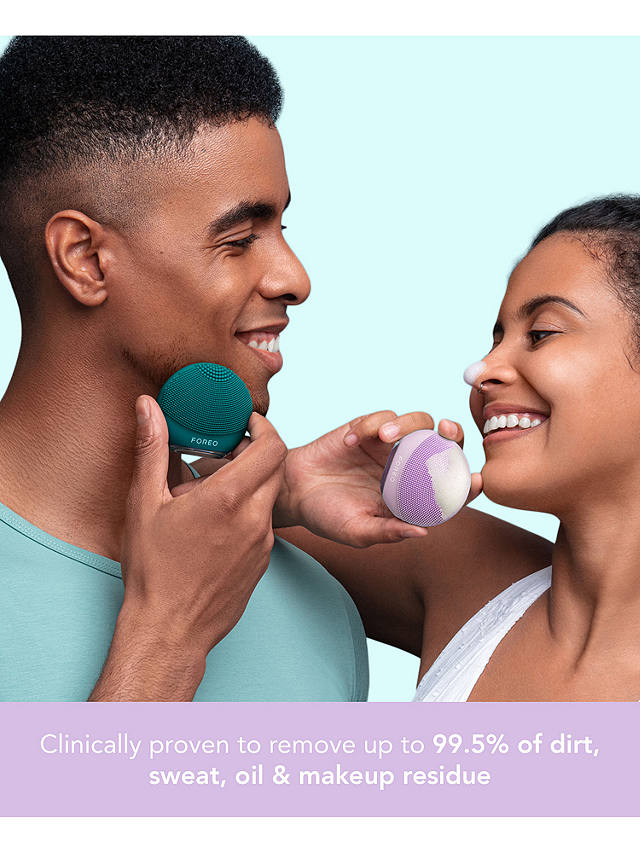 FOREO LUNA 4 Go 2-Zone Facial Cleansing & Firming Device for All Skin Types, Lavender 2