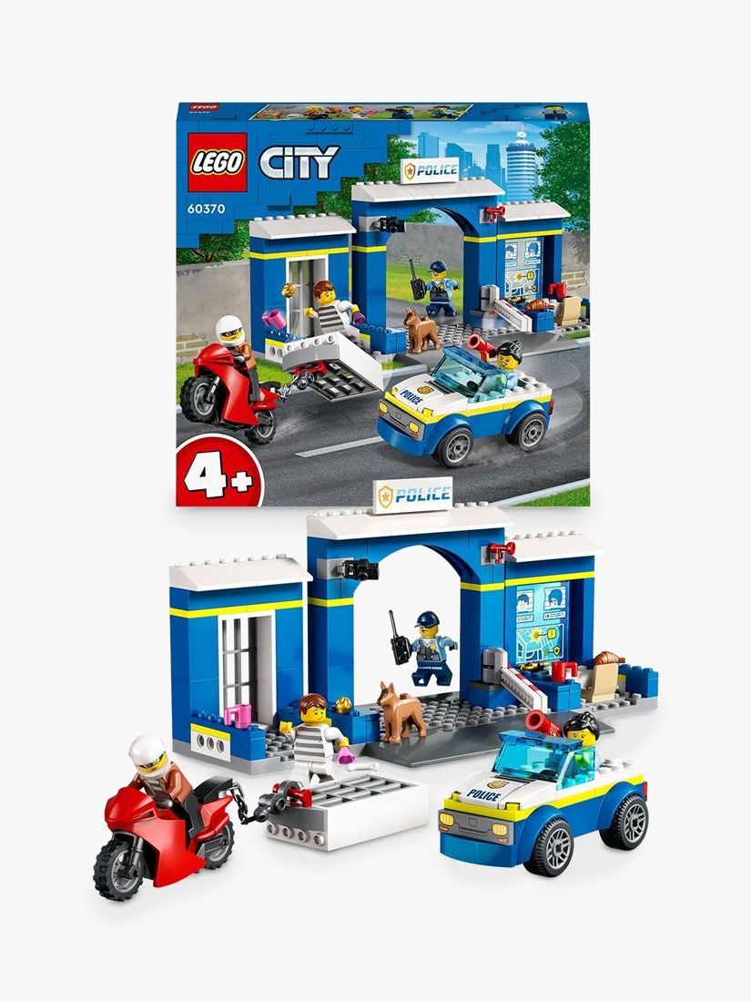 Lego City 60370 Police Station Chase