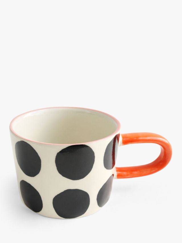 Monochrome picture, large ceramic cup with round pattern and