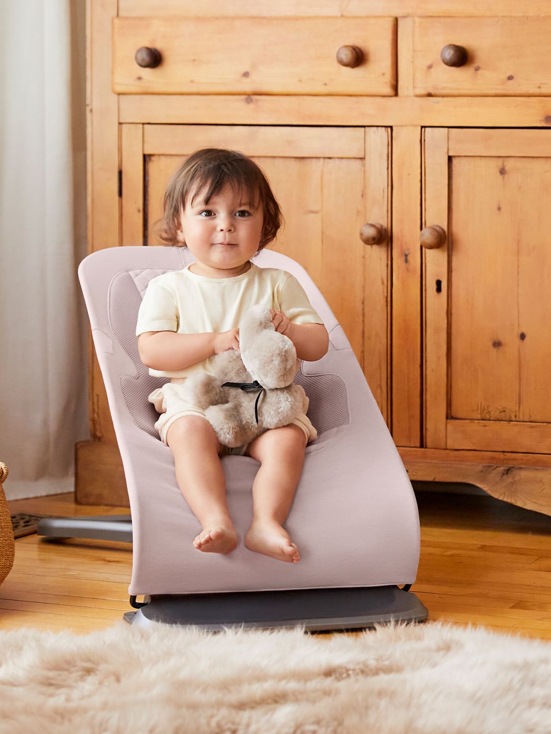 Baby bouncer foot store pedal