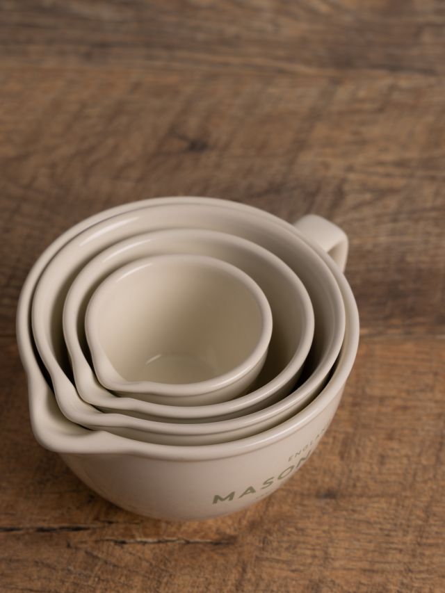 Country Classic Stoneware Measuring Cups Set of 4