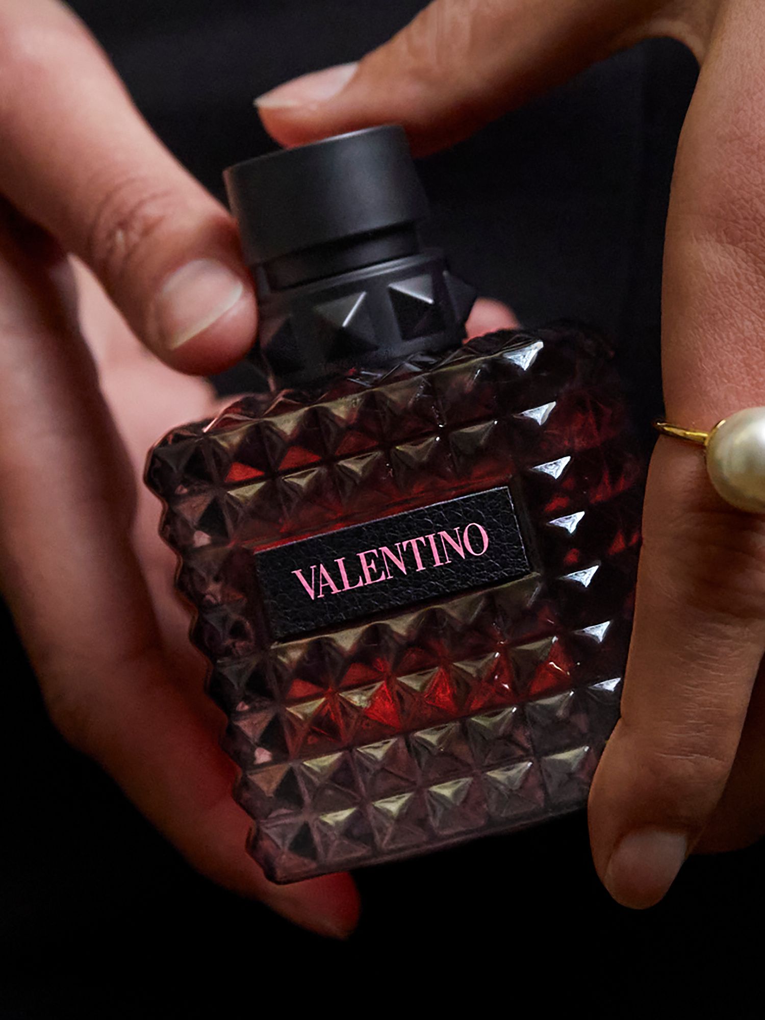 Valentino Born In Roma Donna Eau de Parfum Intense, 30ml 7