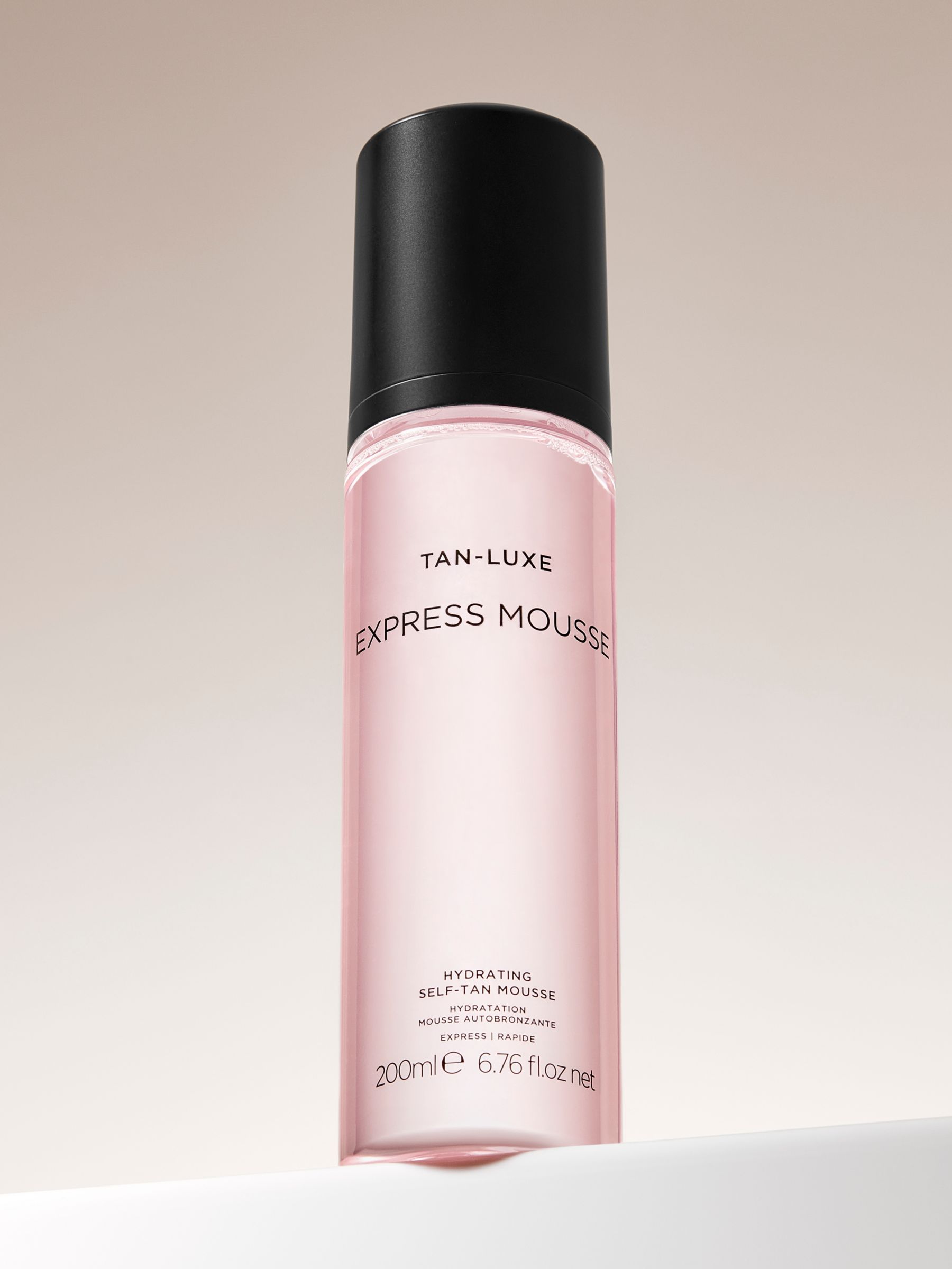 Tan-Luxe Express Hydrating Tanning Mousse, 200ml 2