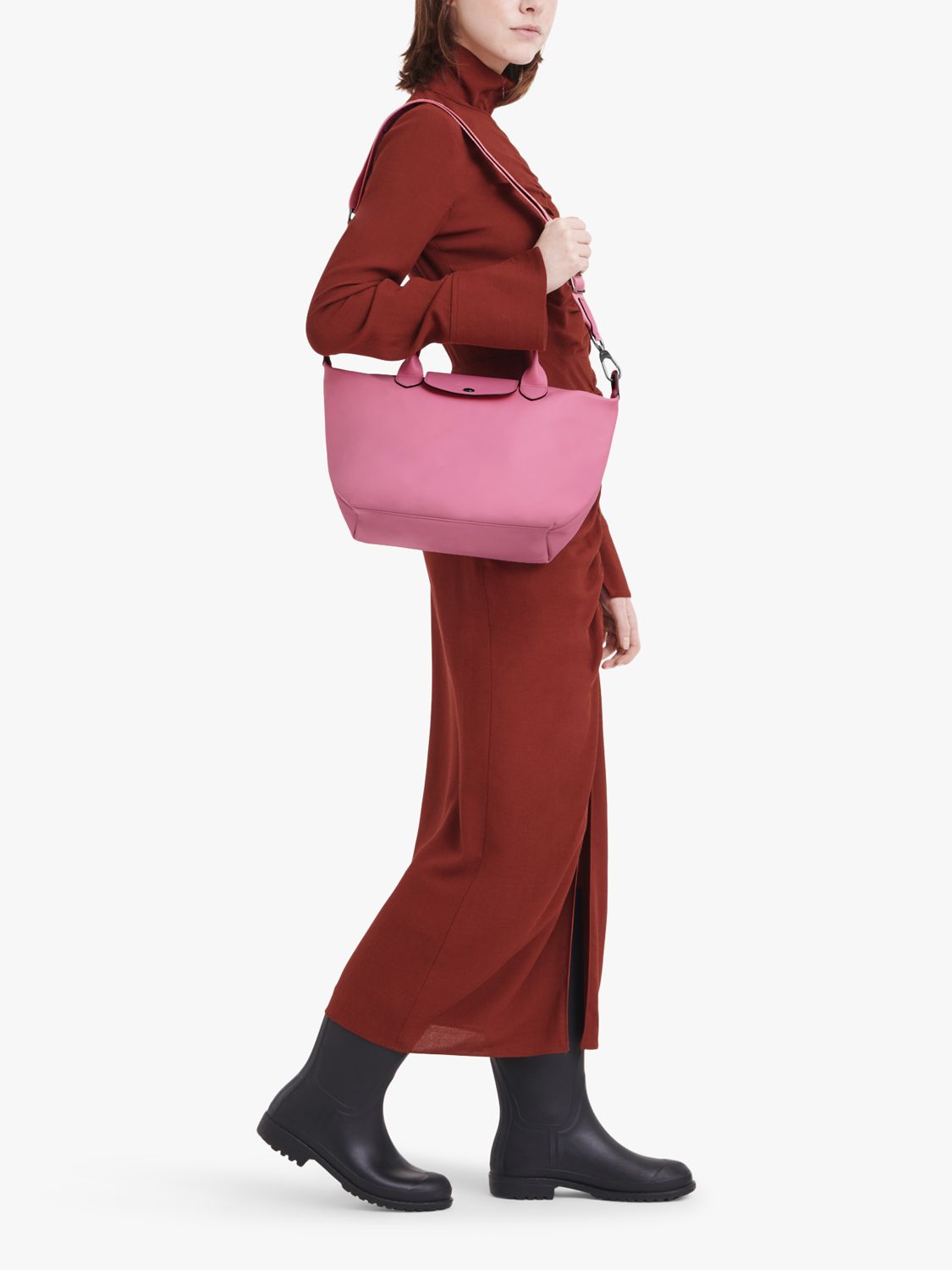 Pink Fever  Longchamp purse, Fashion, Longchamp outfit