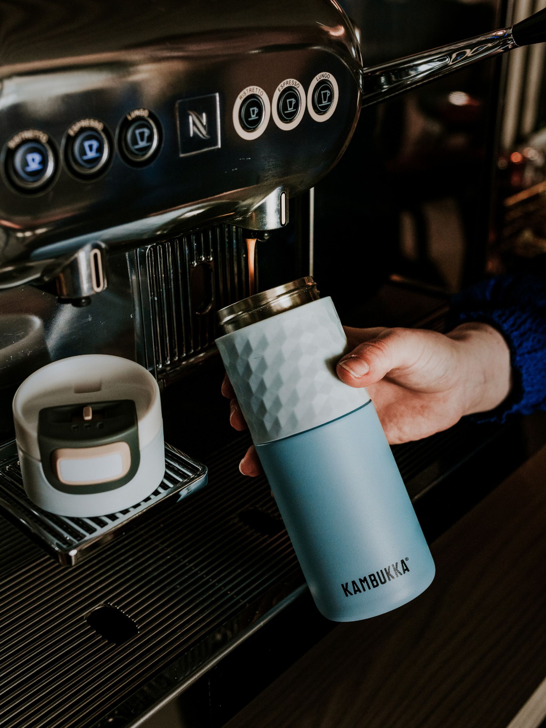  Kambukka - Thermal Mug 500 ml - Model ETNA Denim Blue - Thermal  Mug/Coffee Mug to Go: Easy Cleaning - Stainless Steel Keeps Drinks Hot or  Cold for Hours: Home & Kitchen