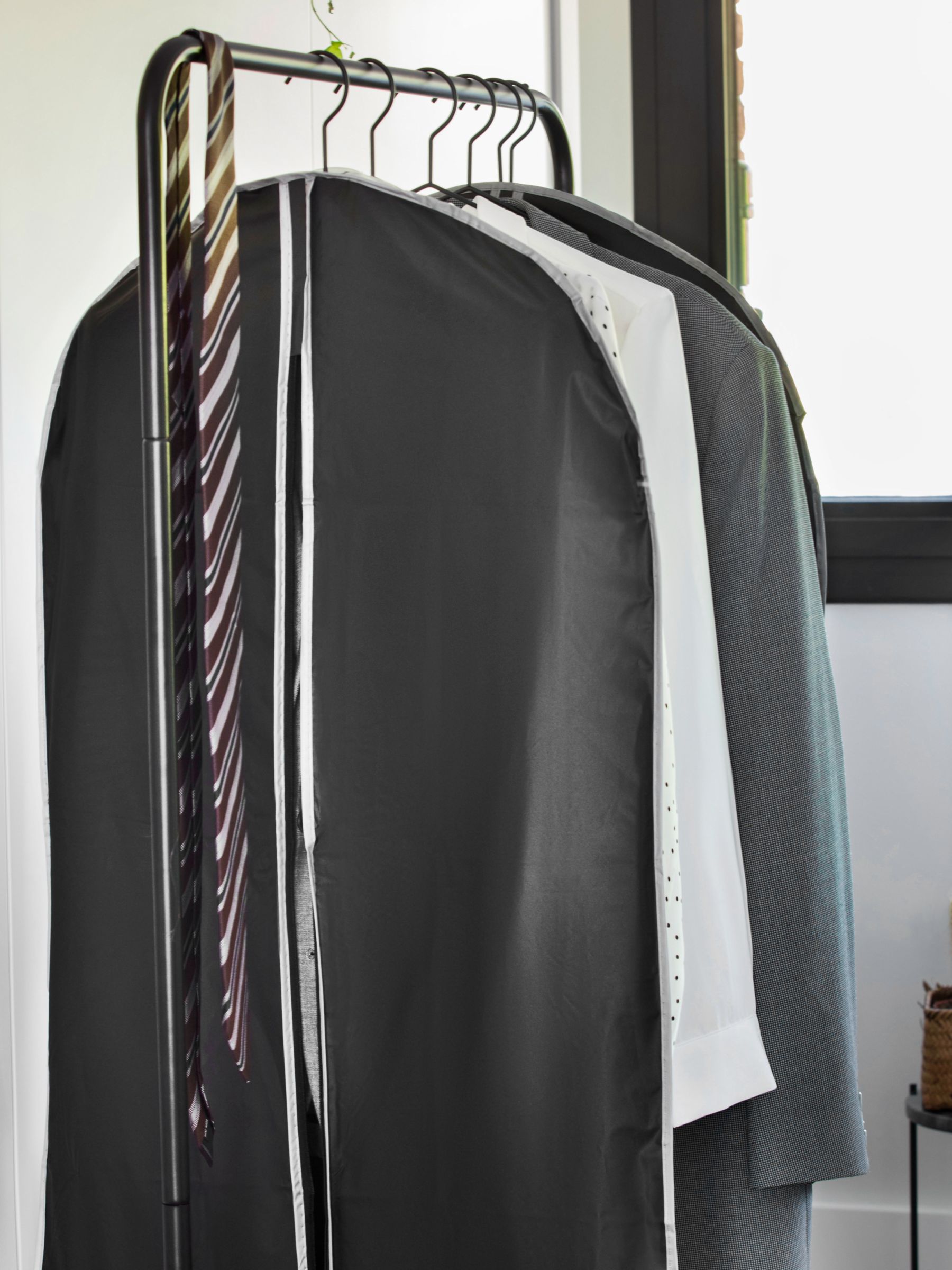 Compactor Urban Wardrobe Suit Storage Bag, Black