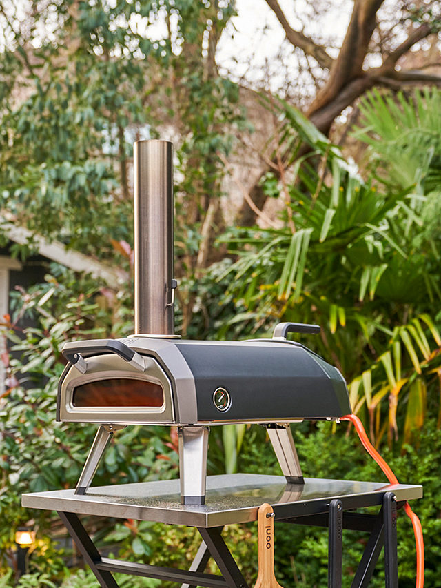 Ooni Karu 12G Multi Fuel Portable Outdoor Pizza Oven