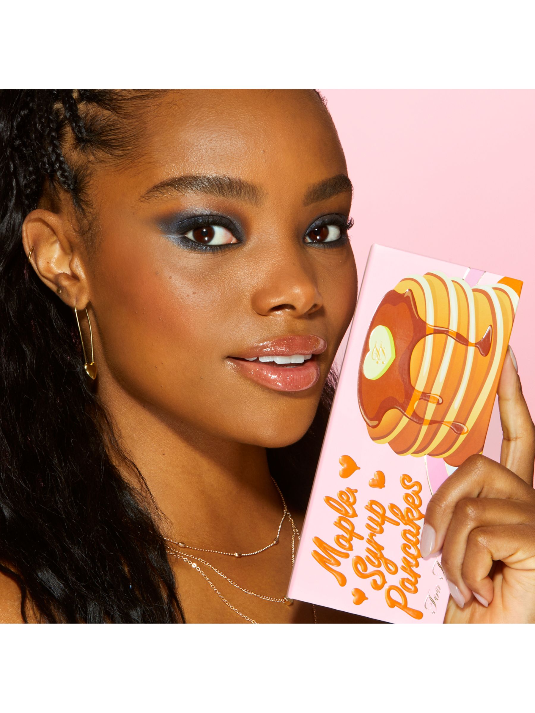 Too Faced Limited Edition Eyeshadow Palette, Maple Syrup Pancakes 8