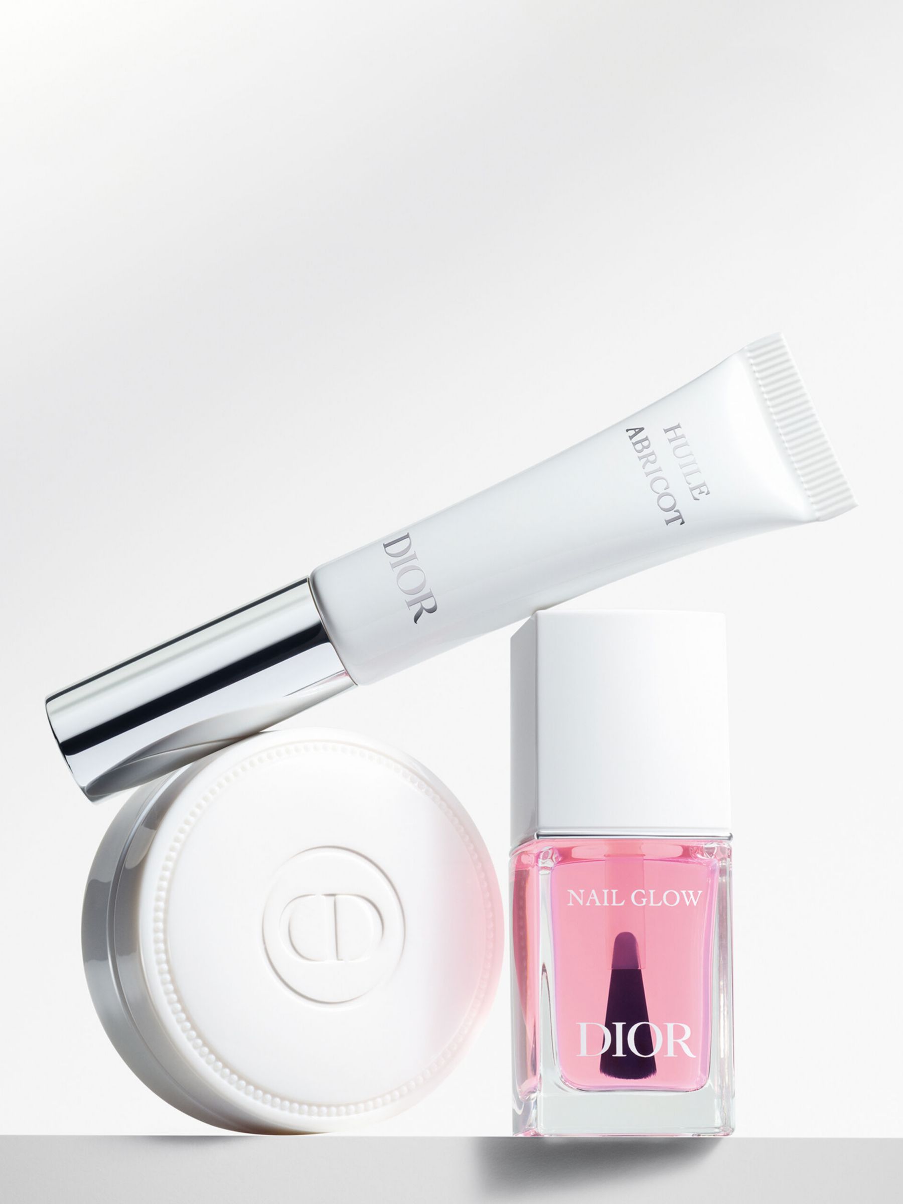 DIOR Crème Abricot Strengthening Nail Care, 8g 2