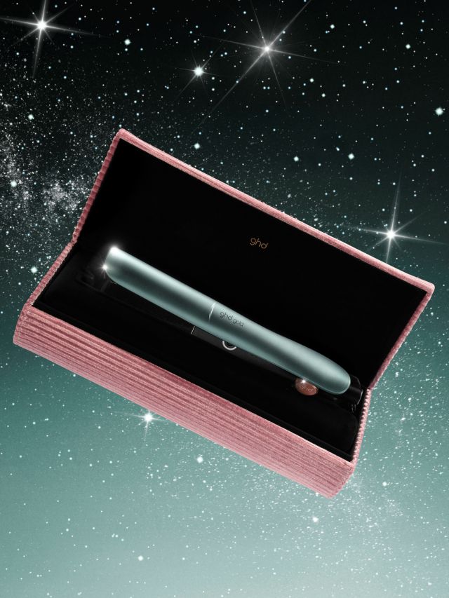 Limited edition ghd platinum+ straightener brushed in alluring jade