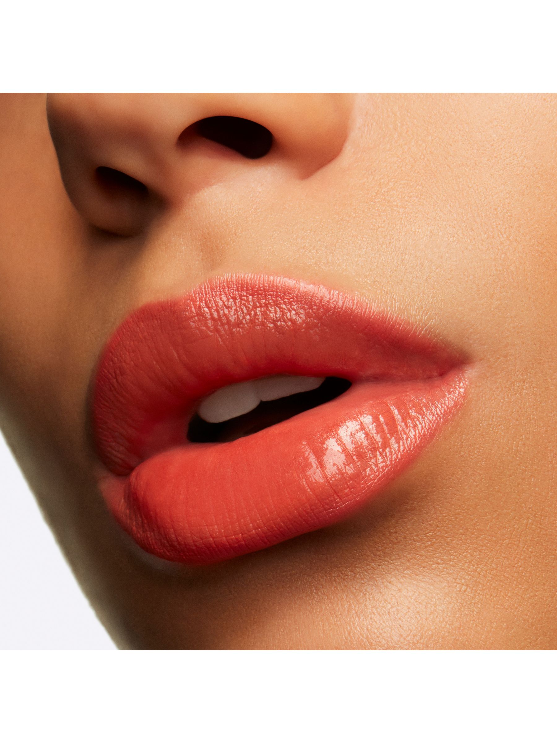 MAC Lustreglass Sheer-Shine Lipstick, Kissmet 4