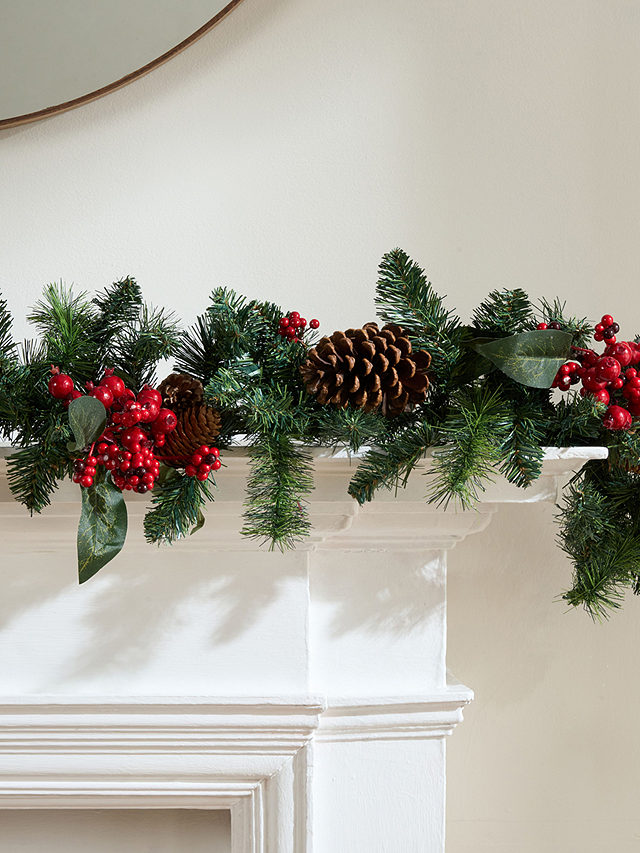 Truly Red Berries Christmas Garland