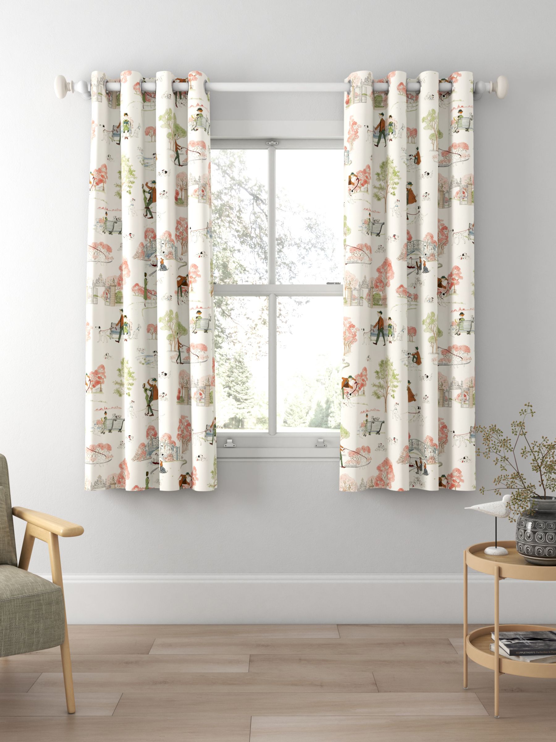 Sanderson 101 Dalmatians Made to Measure Curtains, Candy Floss
