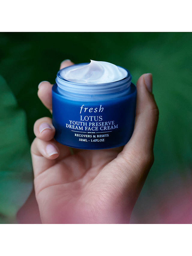 Fresh Lotus Youth Preserve Dream Face Cream, 50ml 7