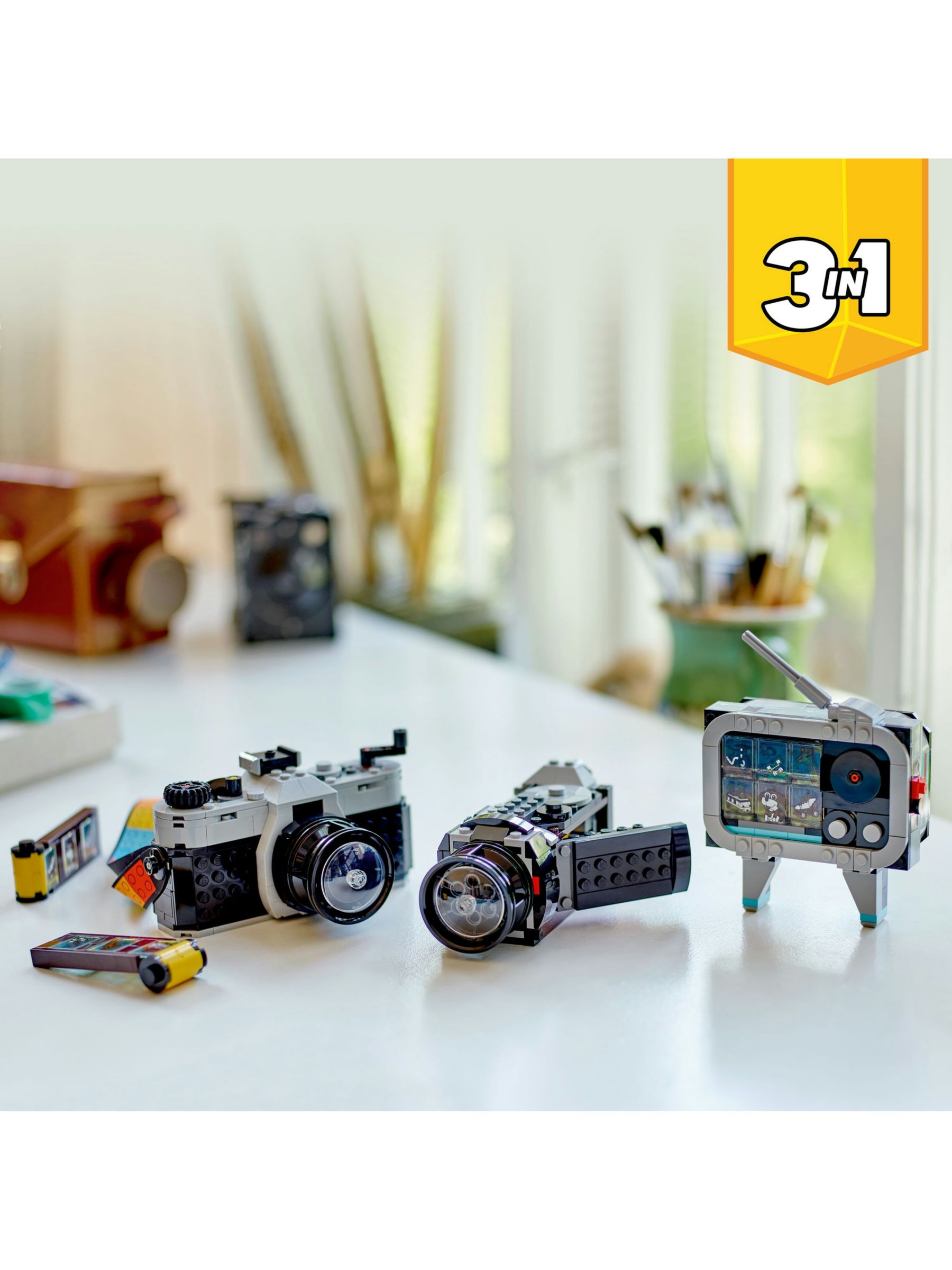 The Lego Retro Camera is a dream for old-school SLR fans