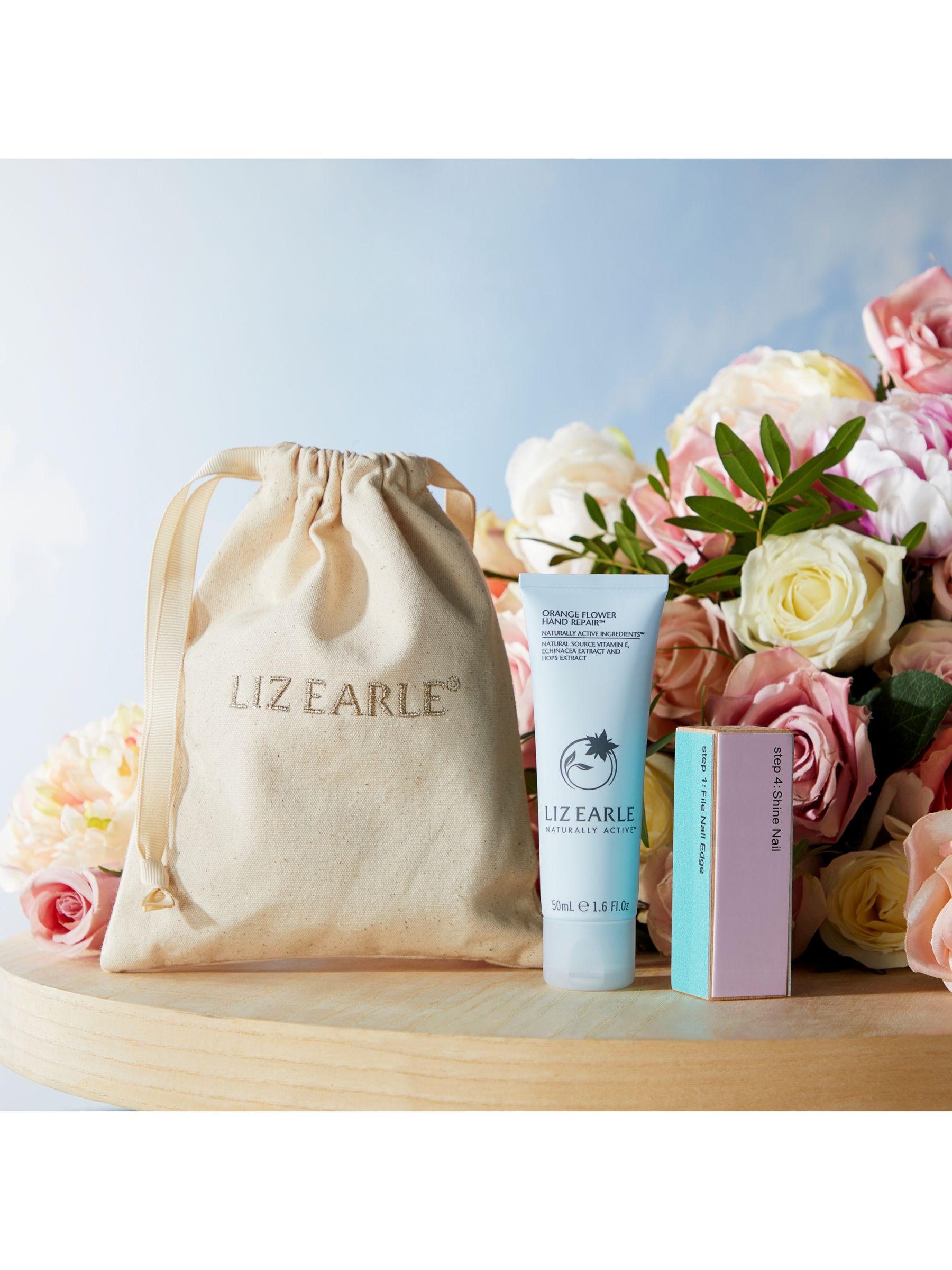 Liz Earle Smooth Perfect Handcare Duo Gift Set 4