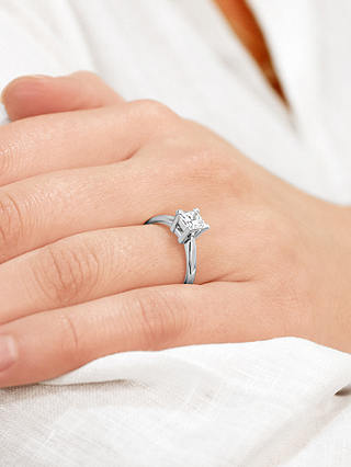 Milton & Humble Jewellery Second Hand 18ct White Gold Princess Cut Diamond Engagement Ring