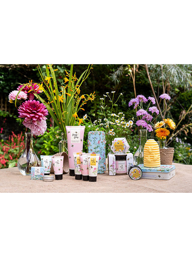 Heathcote & Ivory Busy Bees Mug & Hand Cream Gift Set 3