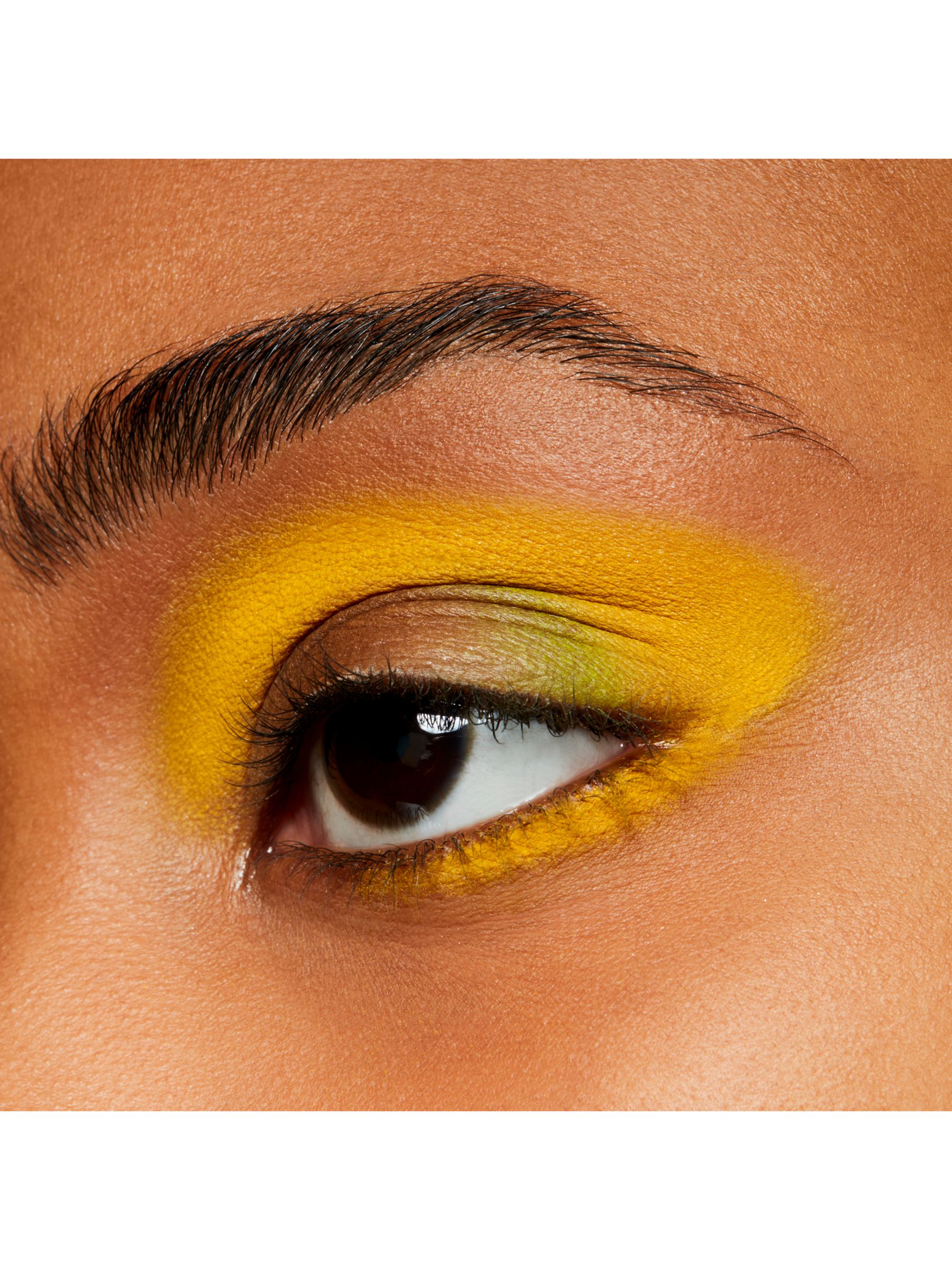 MAC Eyeshadow - Matte, Chrome Yellow