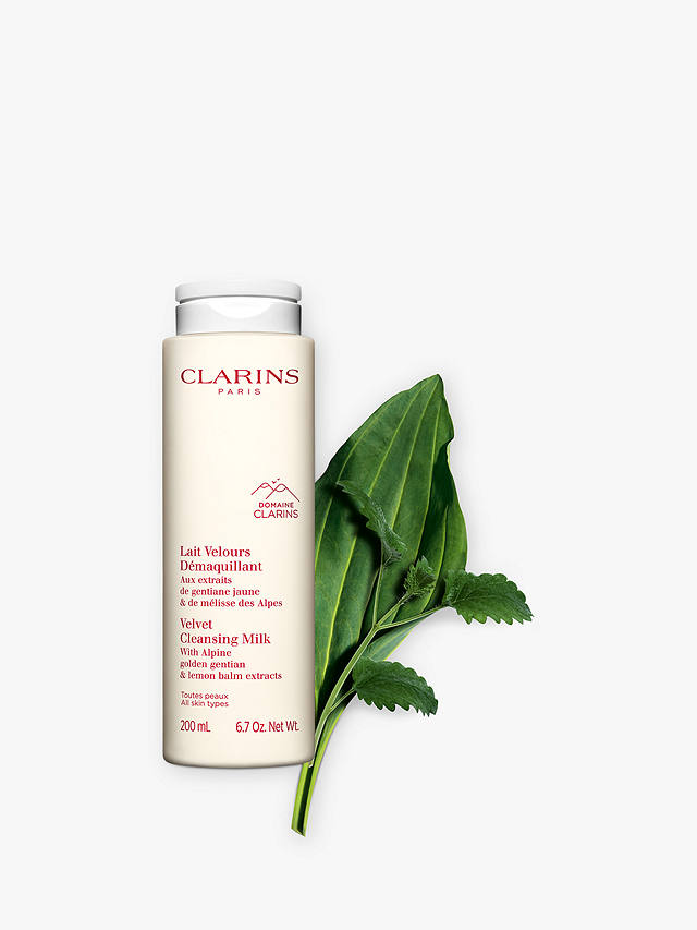 Clarins Velvet Cleansing Milk, 200ml 2