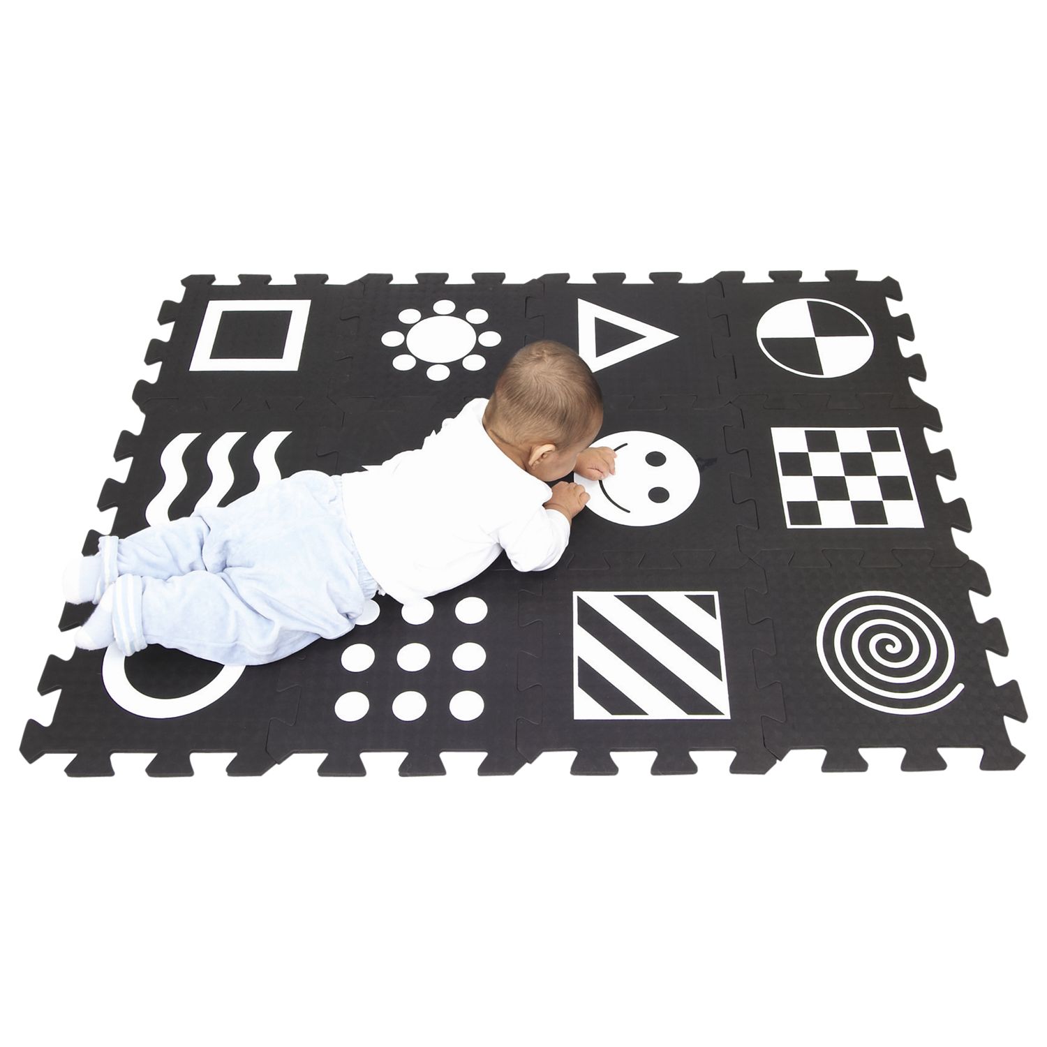 grey and white playmat