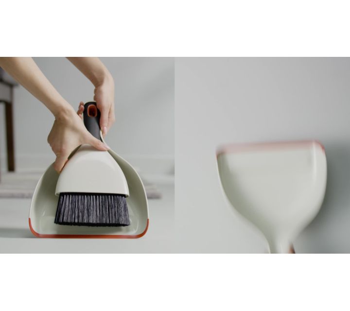 OXO Good Grips™ Dustpan and Brush
