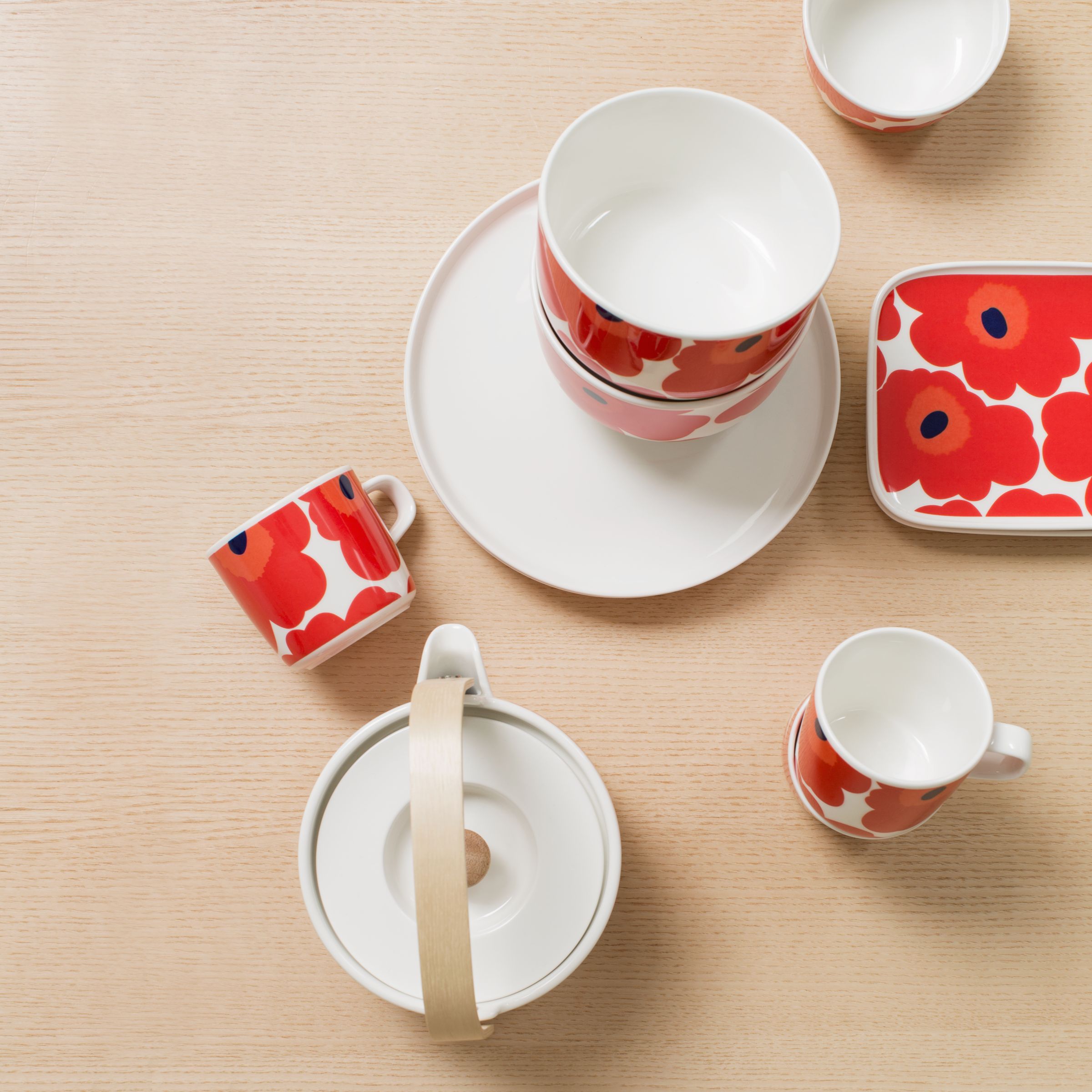 Marimekko Unikko Ceramic Teapot, Red