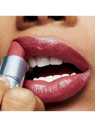 MAC Lipstick, Brick-O-La 4