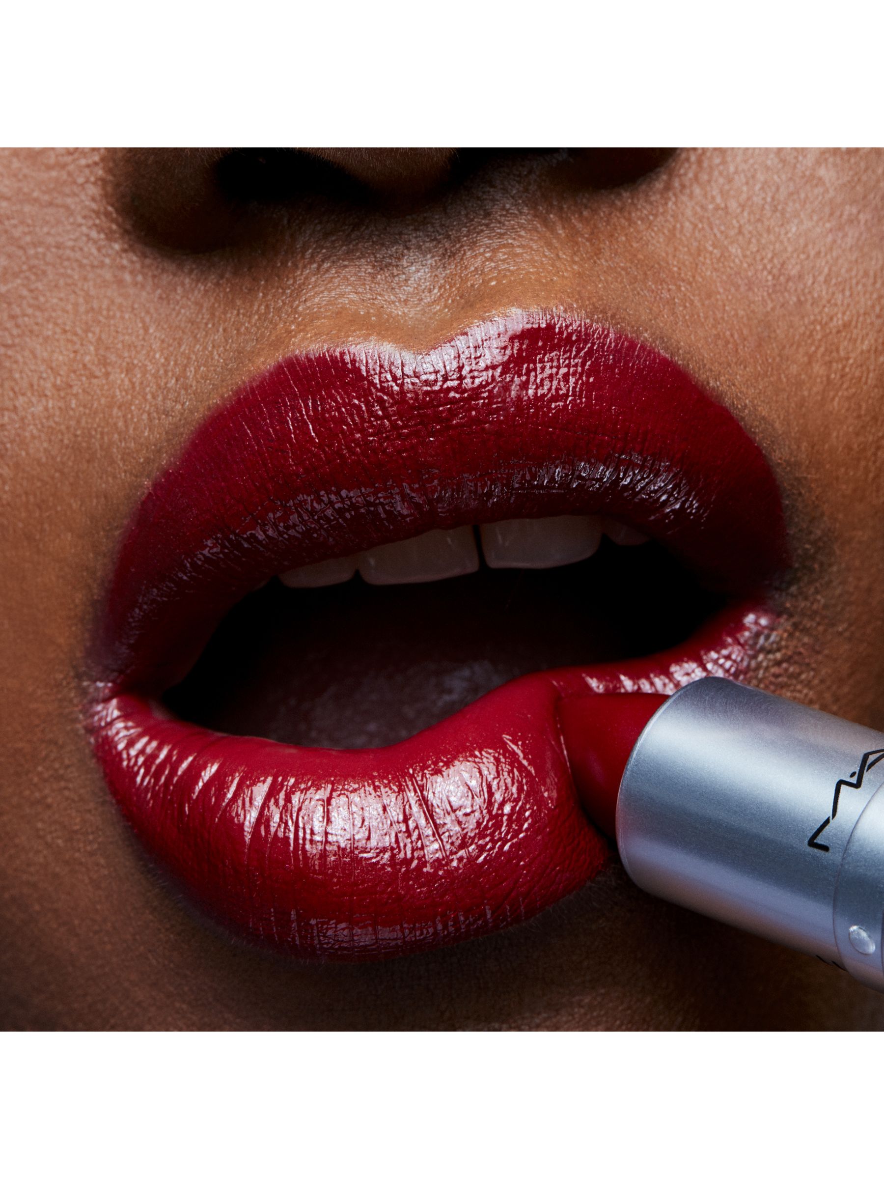 MAC Lipstick - Amplified Creme, Dubonnet 5