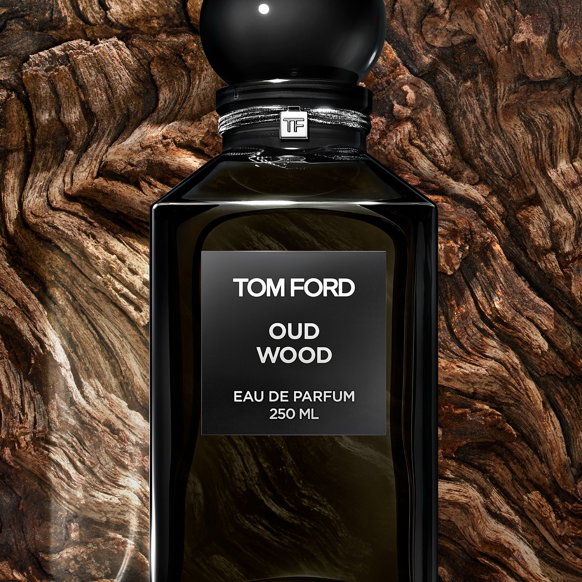 TOM FORD Private Blend Oud Wood Eau De Parfum, 250ml 2