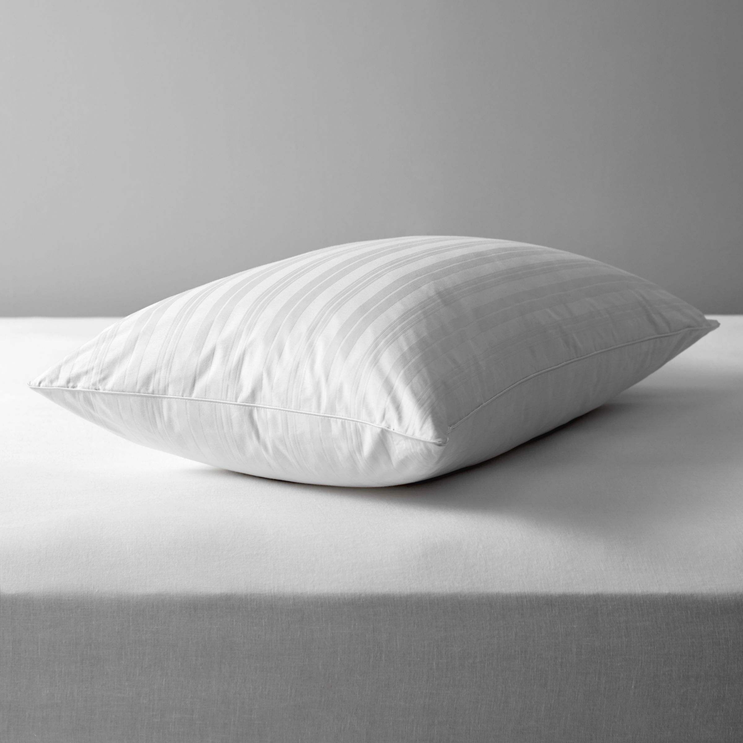 Down Standard Pillow, Medium 