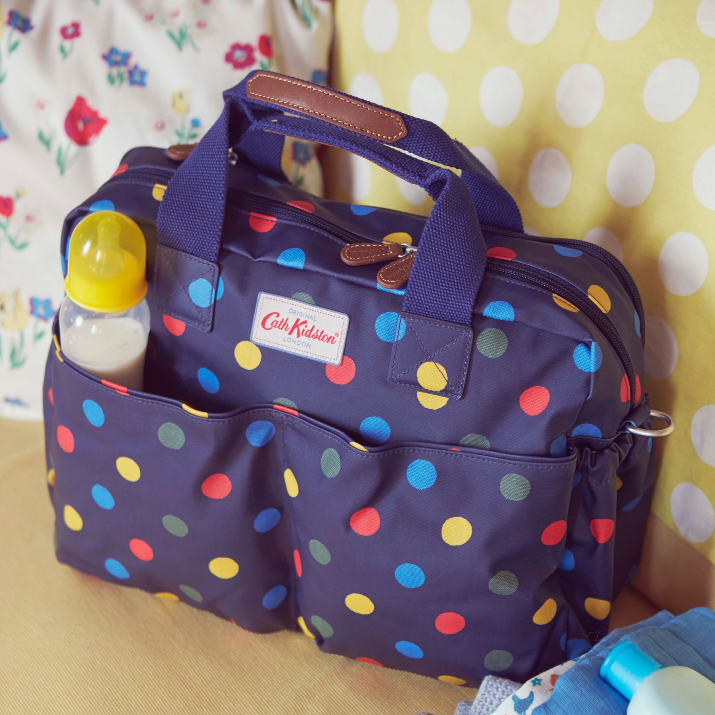 button spot carry all nappy bag