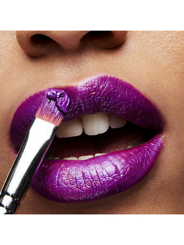 MAC Lipstick - Amplified Creme, Violetta 4