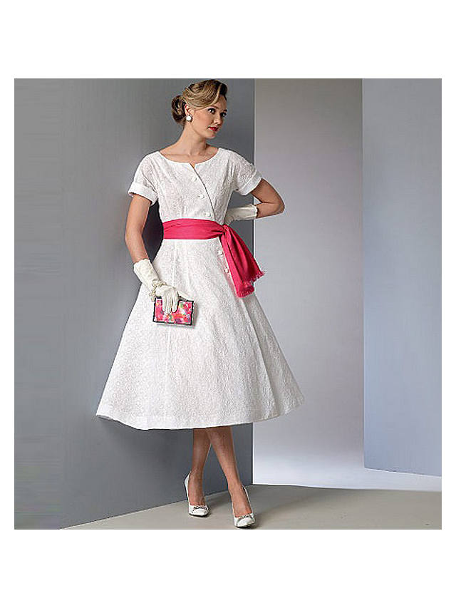 Vogue Women's Vintage Dress and Belt Sewing Pattern, 9105, E5